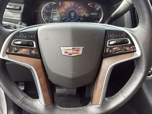 Used 2018 Cadillac Escalade Luxury image 15