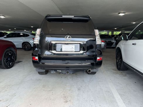 Used 2017 Lexus GX 460 Premium AWD/4WD image 7