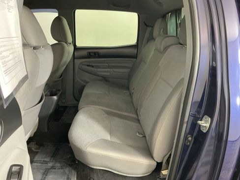 Used 2013 Toyota Tacoma PreRunner image 23