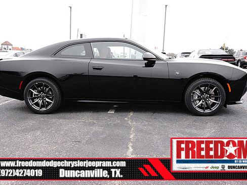 New 2026 Dodge Charger Daytona Scat Pack image 6