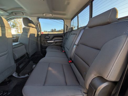 Used 2018 Chevrolet Silverado 1500 LT w/ All Star Edition image 34