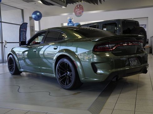 Used 2021 Dodge Charger SRT Hellcat w/ Harman/Kardon Audio Group image 5