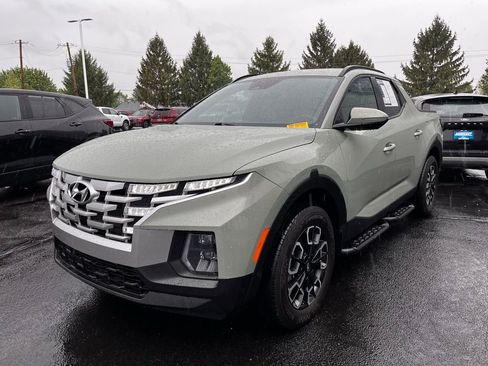 Used 2022 Hyundai Santa Cruz SEL Premium image 9