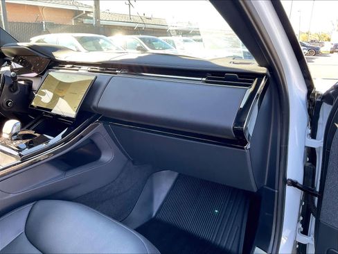 New 2025 Land Rover Range Rover Sport Dynamic SE image 28