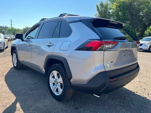Used 2021 Toyota RAV4 XLE w/ Carpet Mat Package (TMS) AWD/4WD image 3