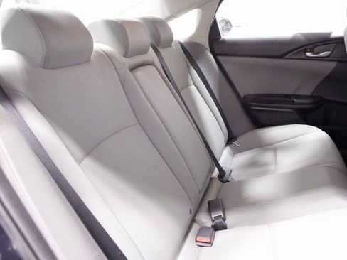 Used 2019 Honda Civic EX image 16