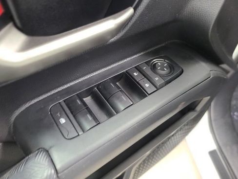 Used 2024 Toyota Tacoma TRD Off-Road AWD/4WD image 20