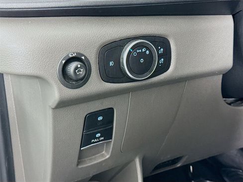 Used 2024 Ford Transit 350 XLT RWD image 8