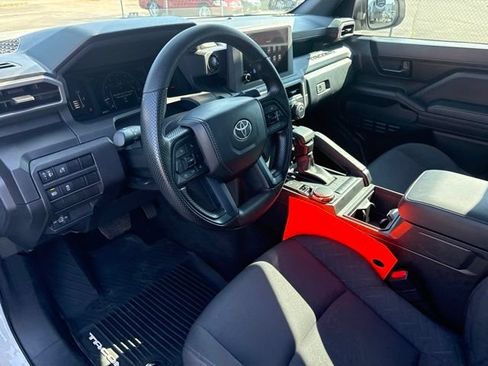 Used 2024 Toyota Tacoma SR AWD/4WD image 23