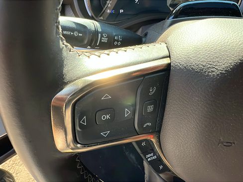 Used 2025 RAM 1500 Limited image 28