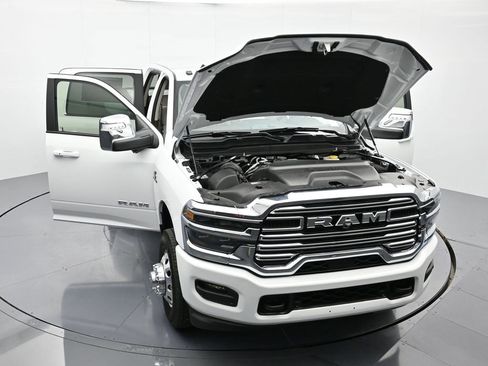 New 2026 RAM 3500 Laramie w/ Max Tow Package image 49