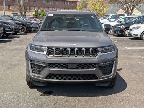 New 2026 Jeep Grand Cherokee Limited AWD/4WD image 8