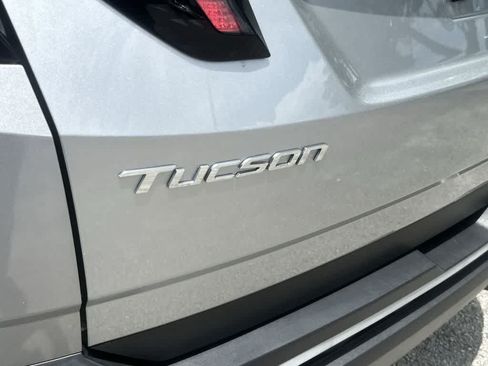 Used 2023 Hyundai Tucson SEL w/ Convenience Package FWD image 11