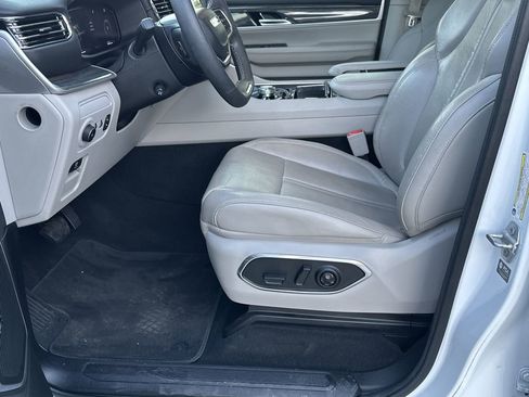 Used 2022 Jeep Wagoneer Series II image 9