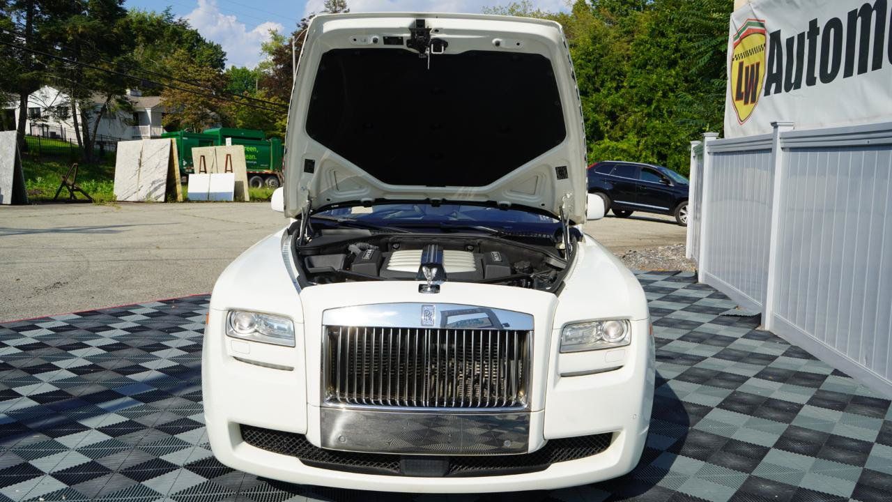 Used 2011 Rolls-Royce Ghost RWD image 96