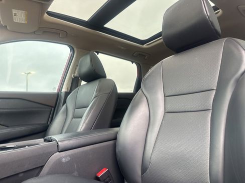 Certified 2023 Nissan Rogue SV w/ SV Premium B Package FWD image 41