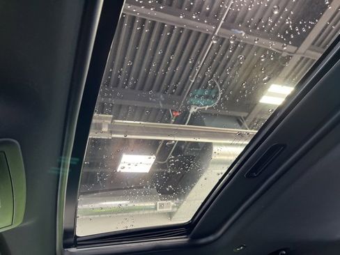 Used 2021 Dodge Challenger R/T Scat Pack image 24