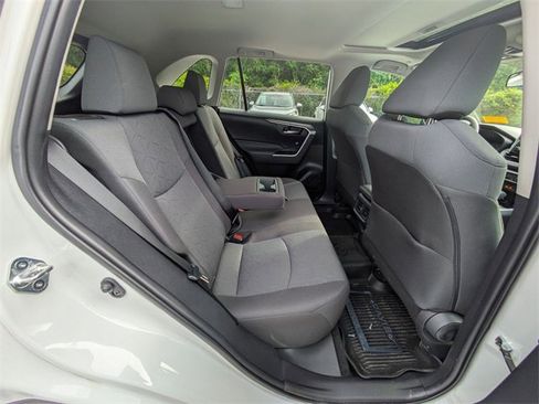 Used 2023 Toyota RAV4 XLE image 28