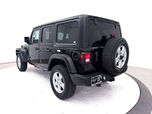 Used 2022 Jeep Wrangler Unlimited Sport AWD/4WD image 13