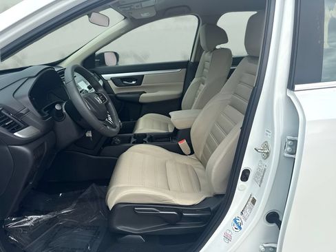 Used 2018 Honda CR-V LX image 6