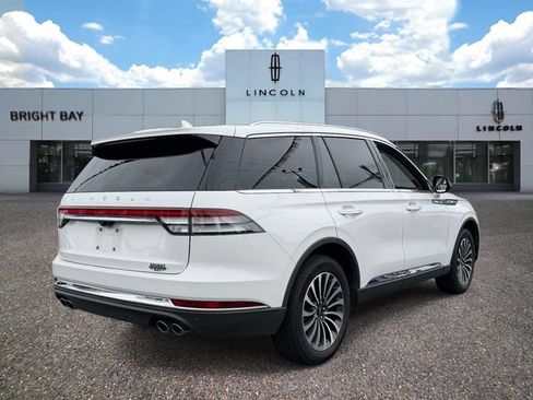 Certified 2023 Lincoln Aviator Reserve w/ Elements Package Plus AWD/4WD image 5