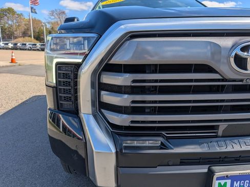 Used 2023 Toyota Tundra Limited AWD/4WD image 10