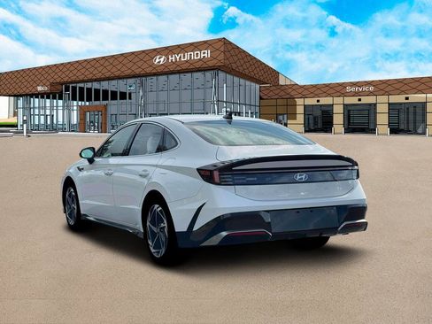New 2026 Hyundai Sonata SEL FWD image 5