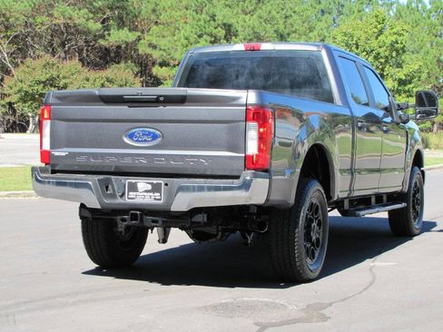Used 2019 Ford F250 XL w/ STX Appearance Package image 11