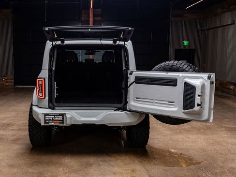 Used 2026 Ford Bronco Outer Banks AWD/4WD image 9
