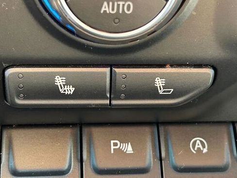 Used 2020 Chevrolet Silverado 1500 LT w/ All-Star Edition image 22