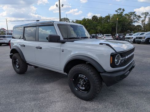 New 2026 Ford Bronco Big Bend image 2