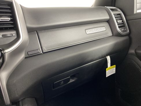 New 2026 RAM 1500 Big Horn AWD/4WD image 33