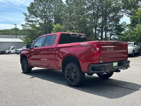 Used 2023 Chevrolet Silverado 1500 LT Trail Boss w/ LT Trail Boss Premium Package AWD/4WD image 5
