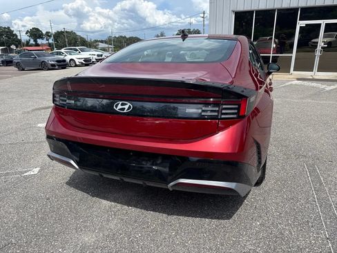 Used 2025 Hyundai Sonata SEL FWD image 8