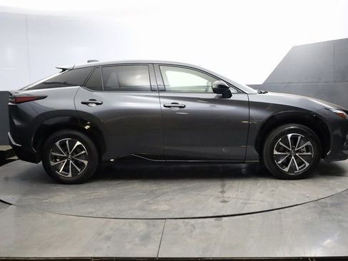 Used 2023 Lexus RZ 450e Premium w/ Technology Package image 4
