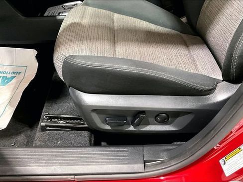 Used 2021 Nissan Rogue SV image 19