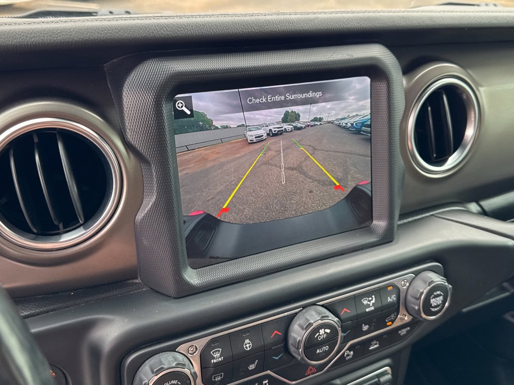 Used 2020 Jeep Gladiator Rubicon w/ Dual Top Group AWD/4WD image 14
