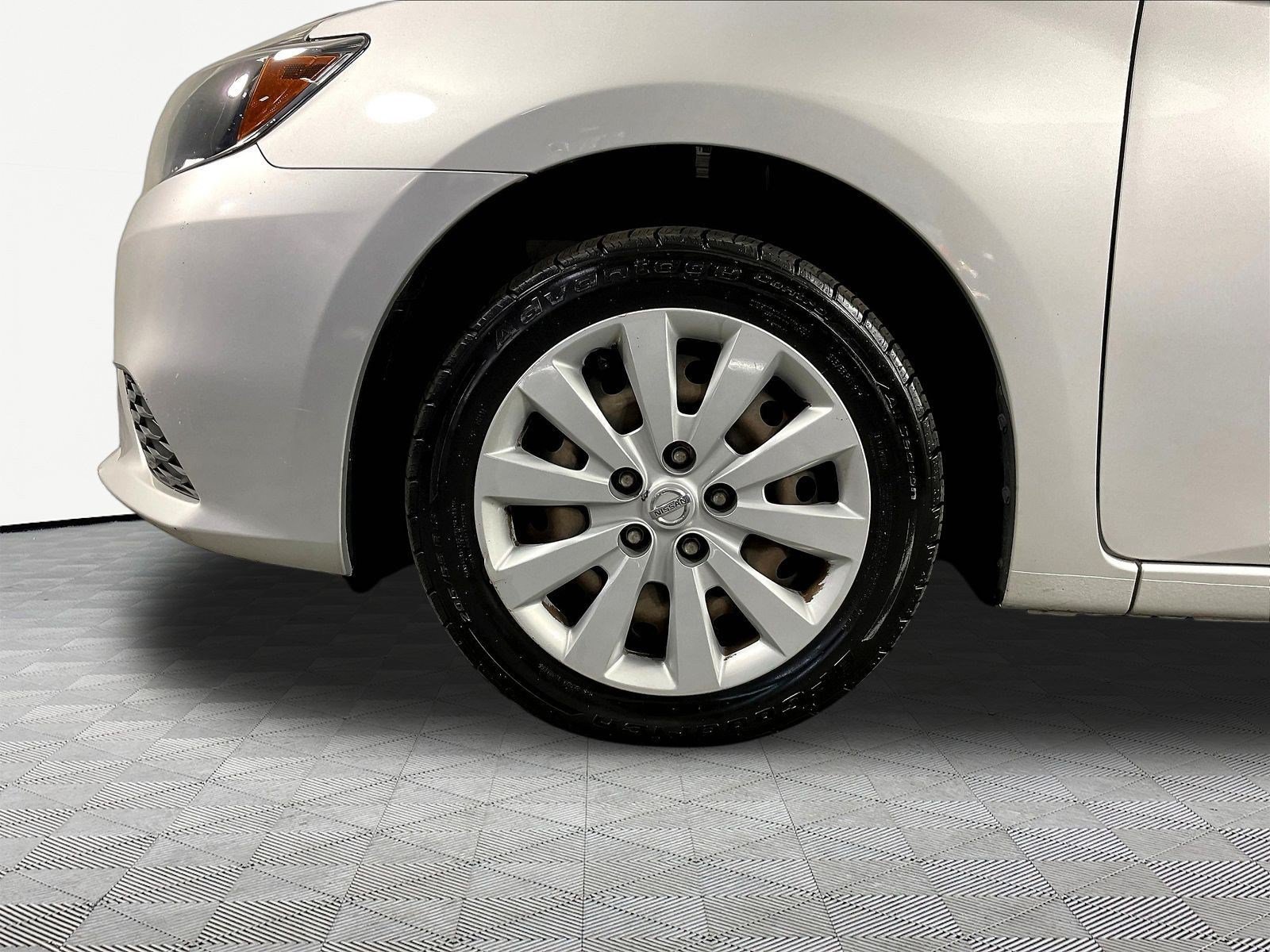 Used 2019 Nissan Sentra S FWD image 33