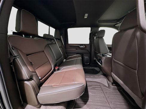 New 2026 GMC Sierra 2500 Denali w/ Denali Reserve Package image 29