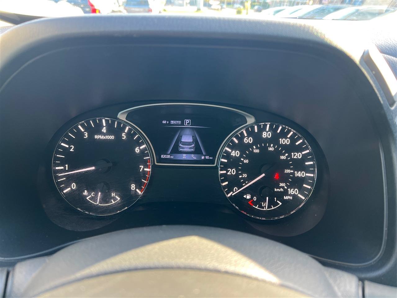 Used 2020 Nissan Pathfinder SL AWD/4WD image 29