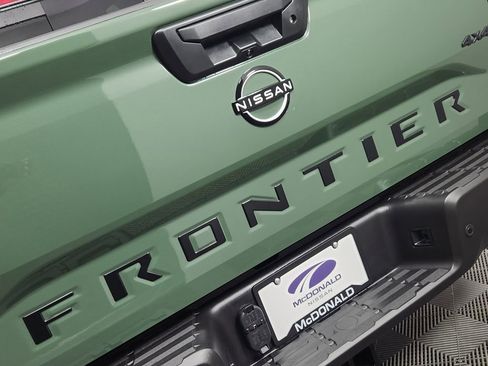 New 2026 Nissan Frontier SV w/ SV Convenience Package image 8