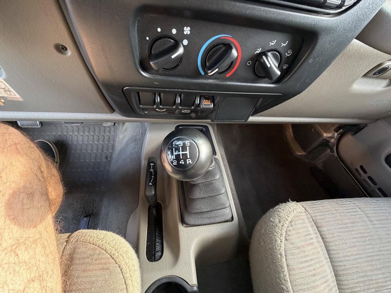 Used 2003 Jeep Wrangler Rubicon AWD/4WD image 19