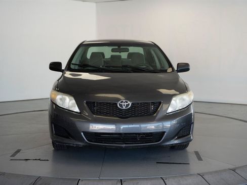 Used 2009 Toyota Corolla FWD image 2
