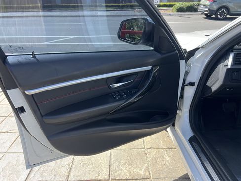 Used 2018 BMW 330i Sedan image 11