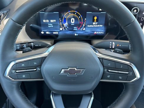 New 2026 Chevrolet Equinox ACTIV w/ Convenience Package III AWD/4WD image 24