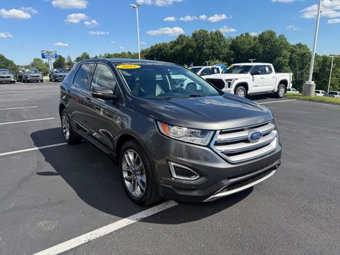 Used 2015 Ford Edge Titanium w/ Equipment Group 302A AWD/4WD image 3