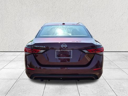 Used 2025 Nissan Sentra SV w/ All-Weather Package FWD image 4