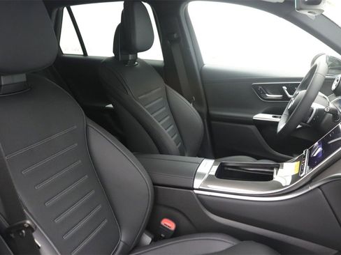 New 2026 Mercedes-Benz GLC 300 image 9