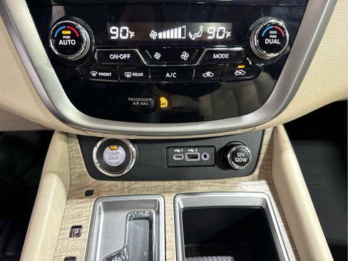 Used 2024 Nissan Murano SL image 19
