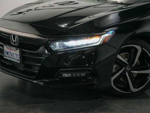 Used 2020 Honda Accord Sport image 10